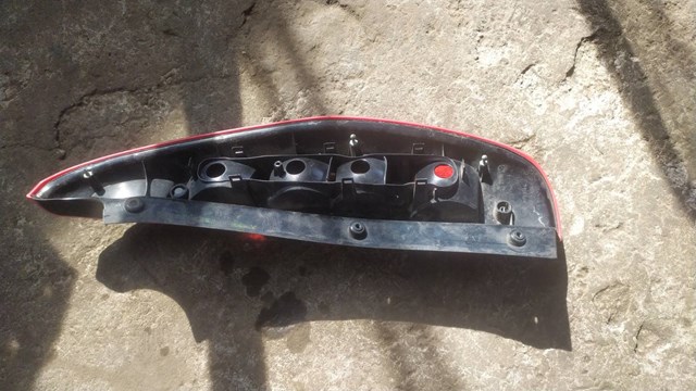 Фонарь задний левый