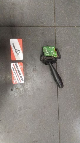 Переключатель подрулевой правый