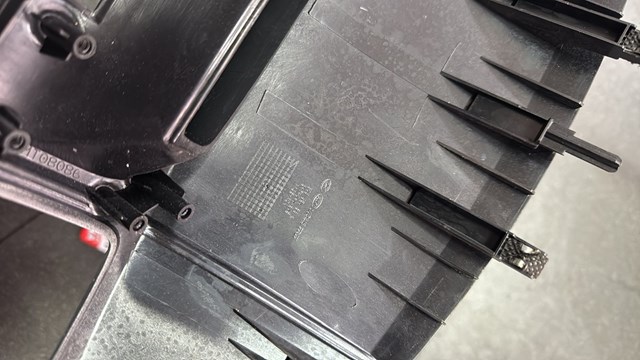 Консоль центральна Kia Ceed