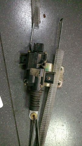 Мотор заднього замка