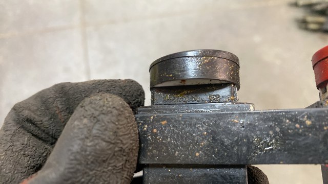 GM 864W0140 Кнопка включения аварийного сигнала в наличии Винница