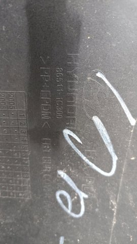 Бампер передній