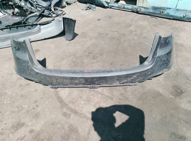 Бампер задній