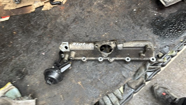 Колектор впускний для opel