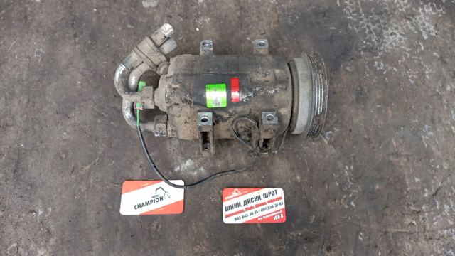 Компрессор кондиционера Volkswagen Passat B3, B4