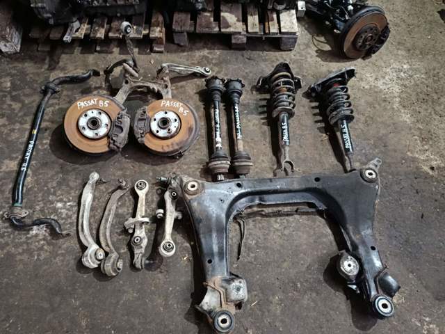 Піввісь (привід) передня, права — фото 4