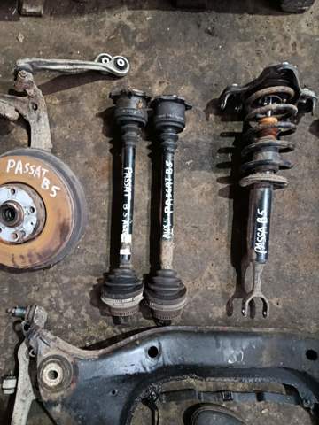 Піввісь (привід) передня, права — фото 3