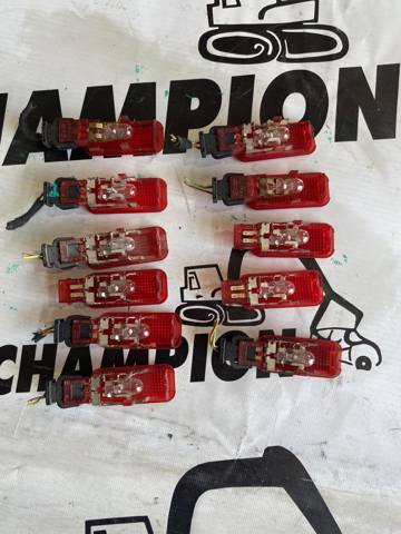 8D0947411 VAG Плафон подсветки багажного отсека купить в Ужгород