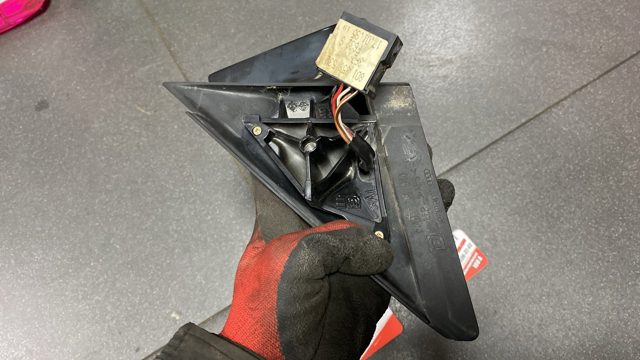 Дзеркало заднього виду, праве — фото 4