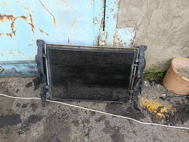 Радіатор охолодження двигуна
