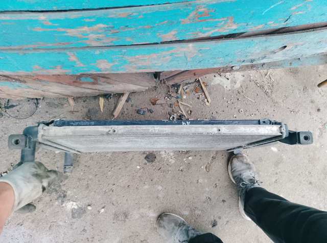 Радіатор охолодження двигуна