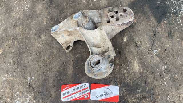 Кронштейн подушки (опори) двигуна, лівої — фото 1