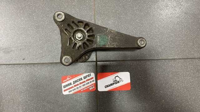 Кронштейн подушка кпп — фото 1
