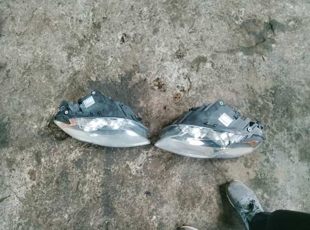 Фара ліва audi