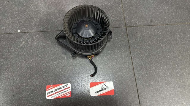 Мотор вентилятора печки (отопителя салона)