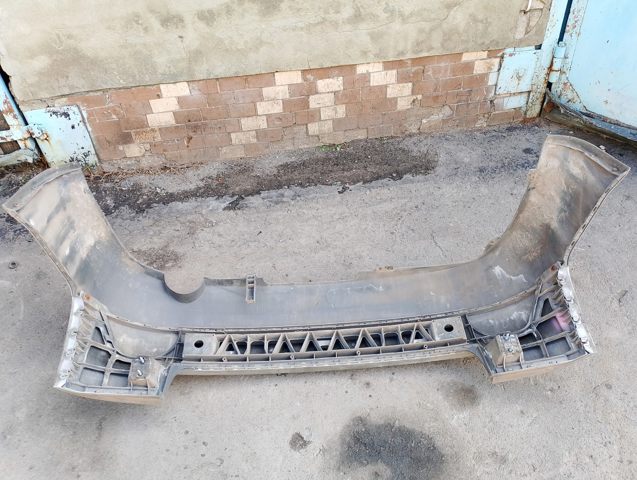 Бампер задній