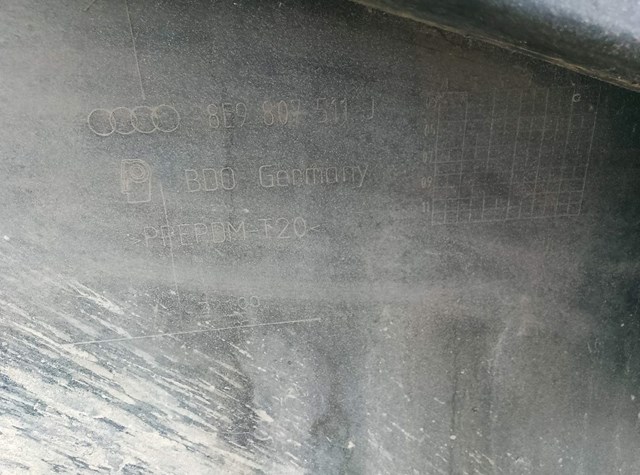 Бампер задній