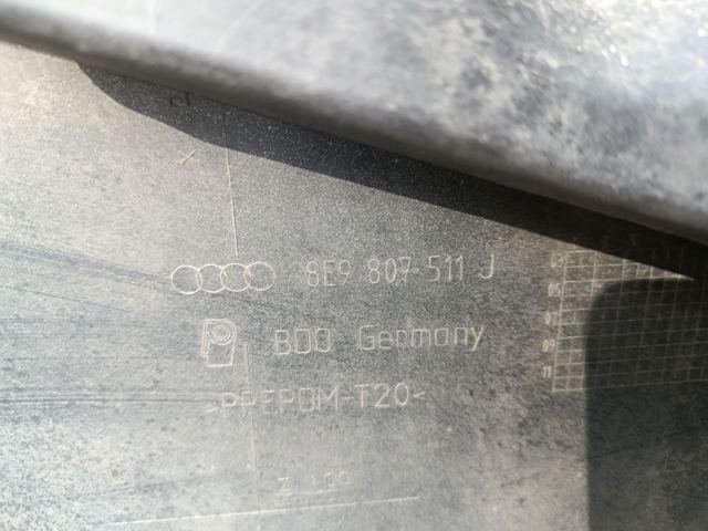 Бампер задній