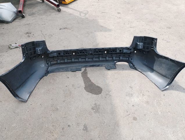 Бампер задній