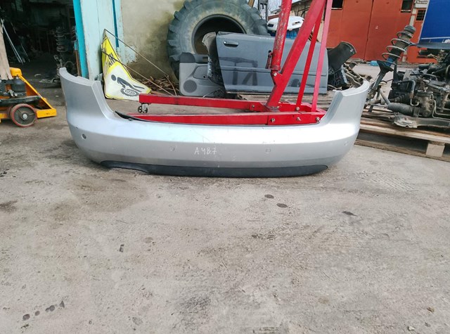 Бампер задній