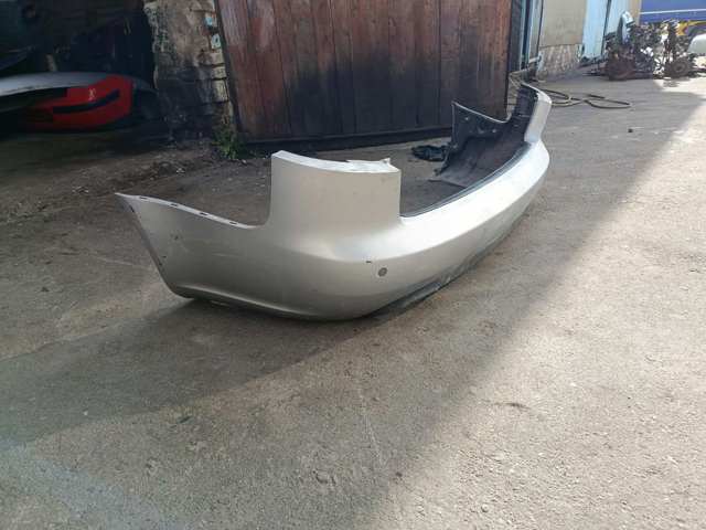 Бампер задній