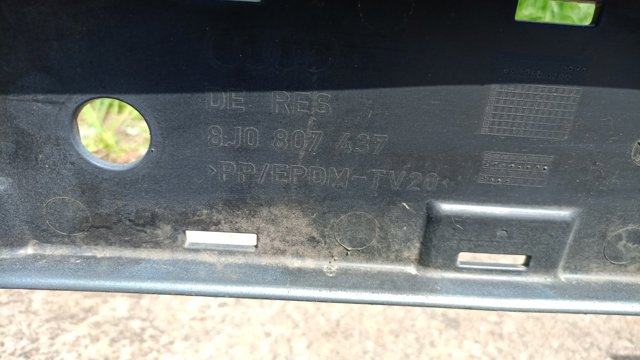 Бампер передній