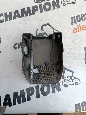 VAG 8L1953516AQ4 Защитный кожух рулевого механизма в наличии Винница