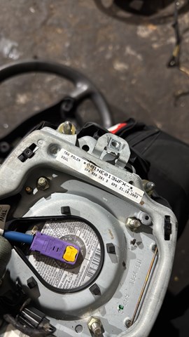 VAG 8P0880201D6PS Подушка безопасности водителя в наличии Винница