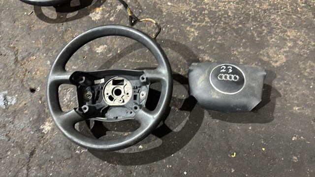 Подушка AIRBAG водительская 8P0880201D6PS VAG