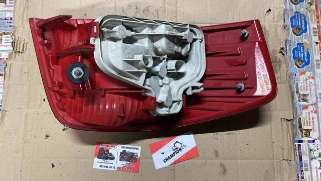 8P0945096 Фонарь задний правый внешний купить Чернигов