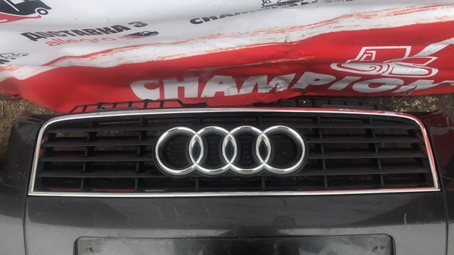 Бампер передній audi a3 8p