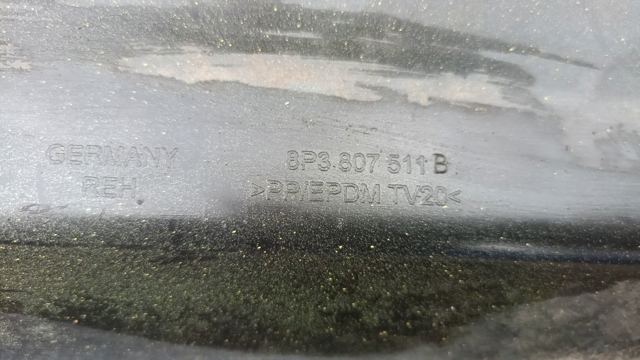 Бампер задній