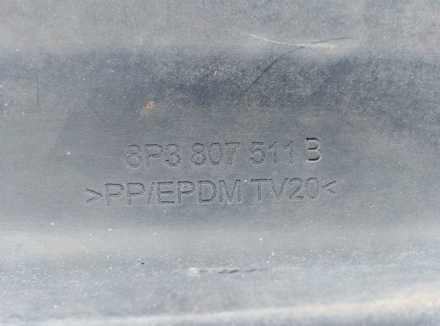 Бампер задній