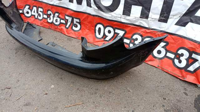 Бампер задній