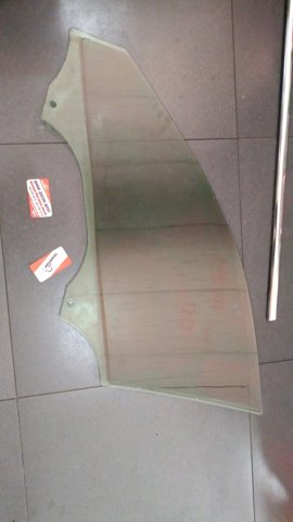 Скло передніх дверей, правою