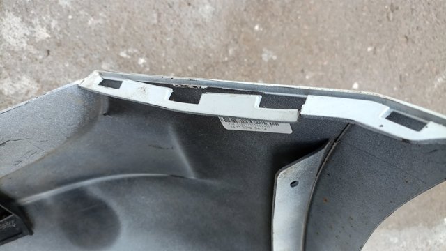 Бампер задній