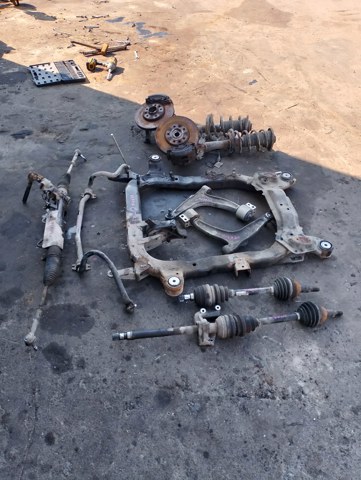 Амортизатор передний правый