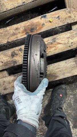 Маховик двигателя