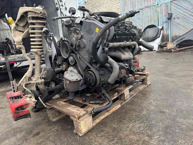 Двигун у зборі