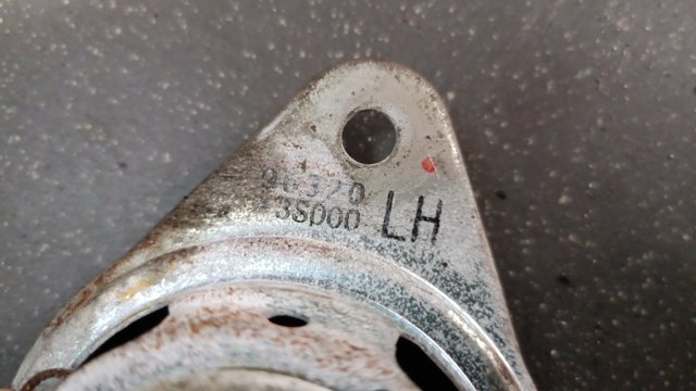 Динамик в торпеде левый