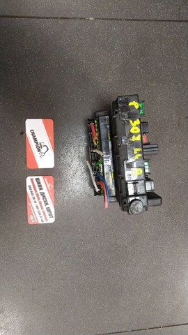 Блок предохранит