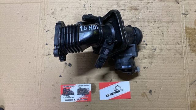 Дроссельная заслонка в сборе