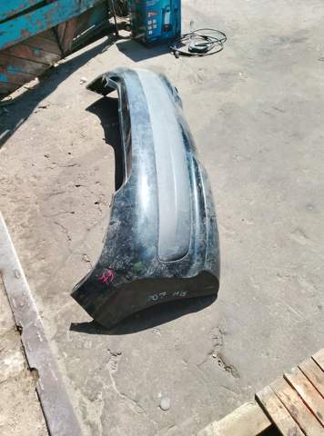 Бампер задній