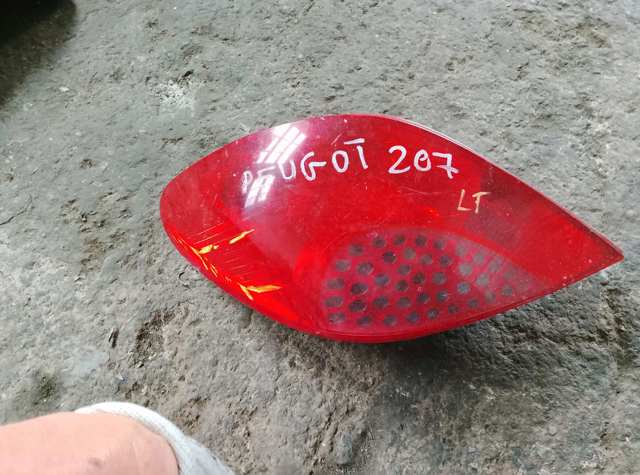 Ліхтар задній лівий