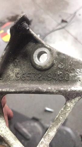 кронштейн генератора