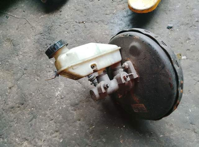 Підсилювач гальм вакуумний