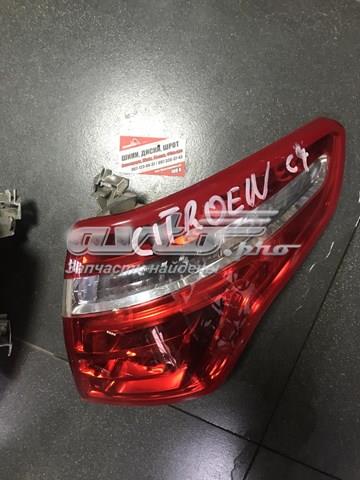 фонар задній с4