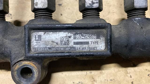 Датчик тиску палива — фото 2