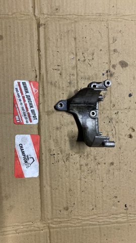 Кронштейн топливного фильтра