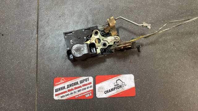 Замок двери задней левой 96801709 OPEL
